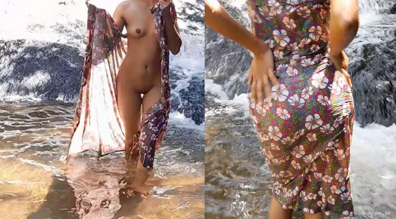 Deshi indian Gril Jungle River Bathing Nud