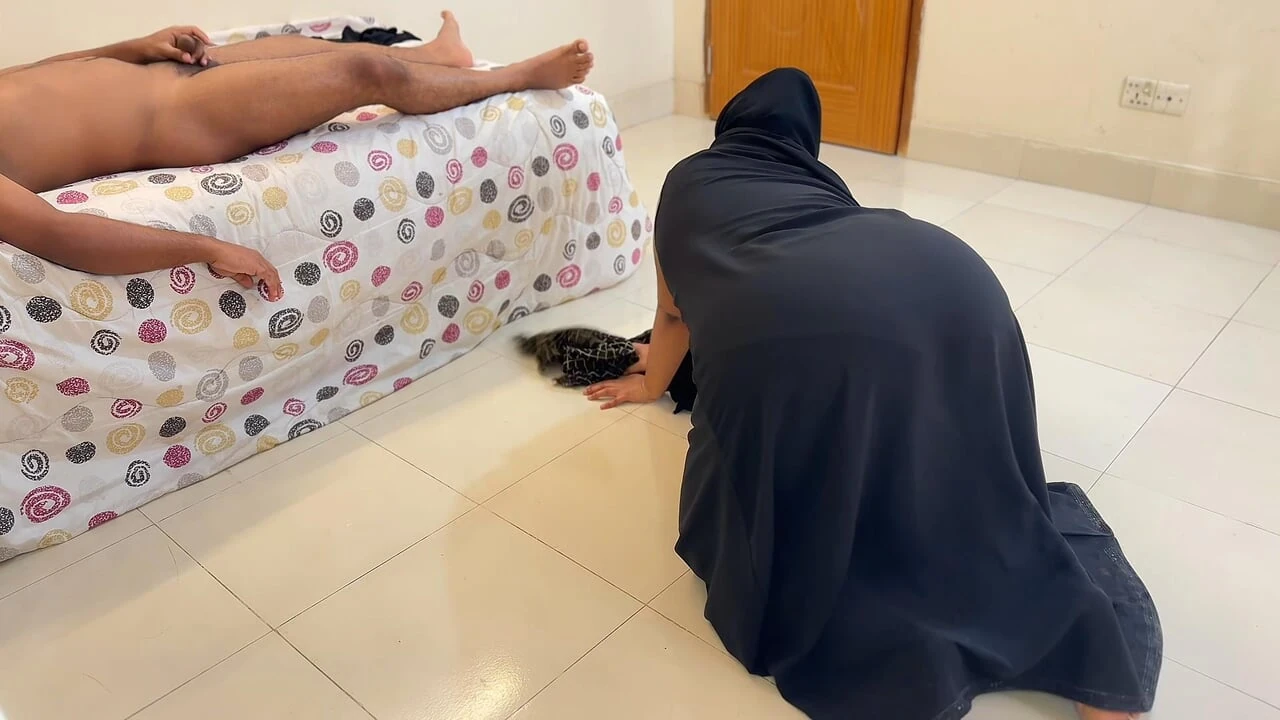 When my friend’s arms are my servants I fuck her big ass and cunt – I Fuck My Friend’s Sister
