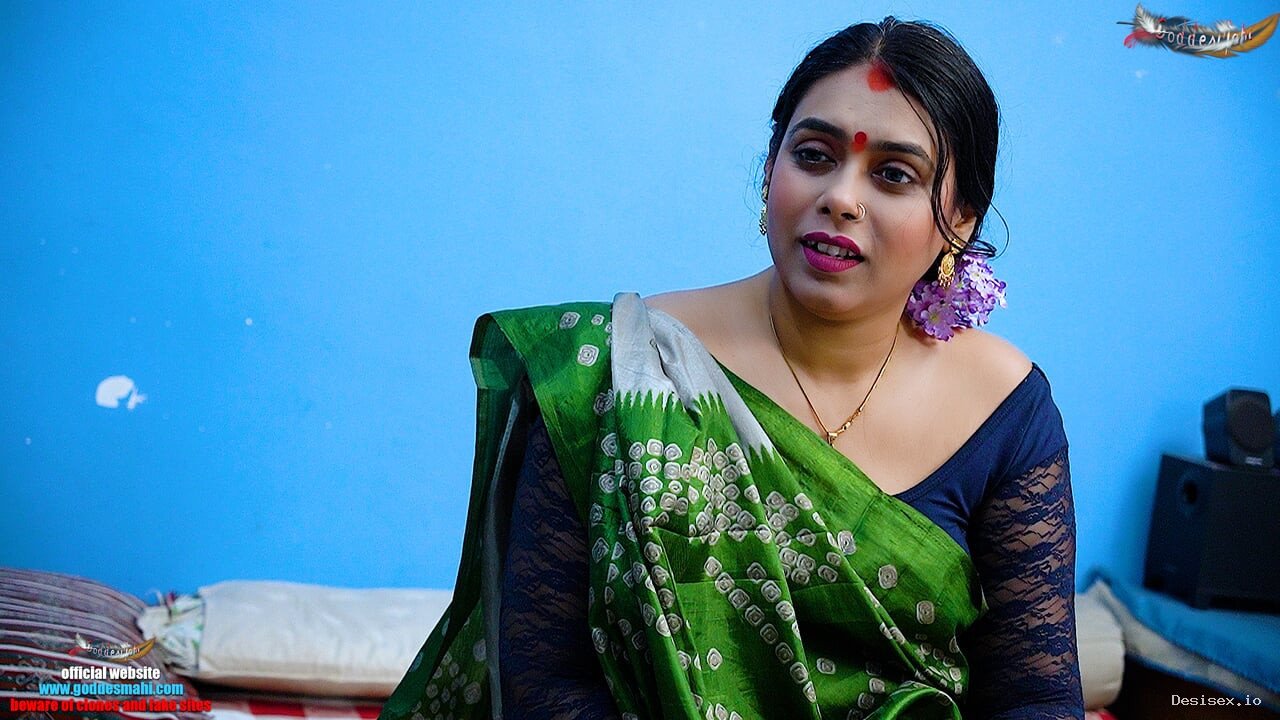 Bade Dudh wali Paros Ki bHabhi Ko water Mangne ke Bahane Chod Diya when she waS ALONE AT HOME  ( HIndi Audio ),GoddesMahi